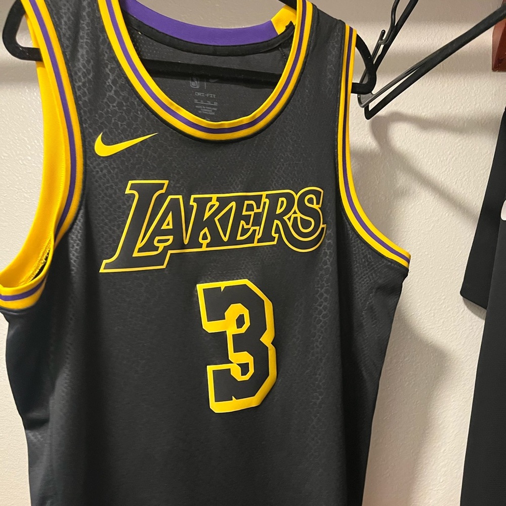 Lakers Nike swing man mamba Xl 52